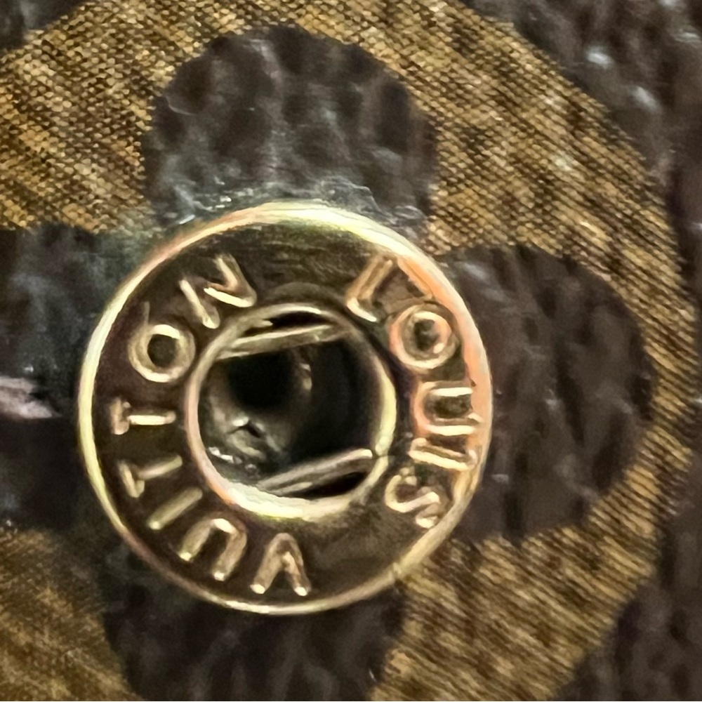 Louis Vuitton monogram Sarah wallet - Picture 5 of 16